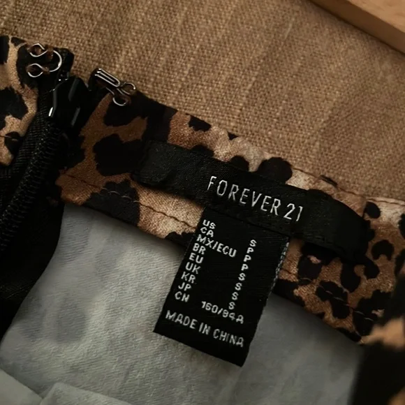 Forever 21 Leopard Mini Dress - Picture 4 of 10